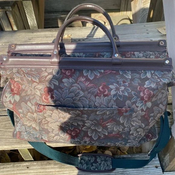 Vintage Atlantic Luggage Tapestry Vintage Floral Oversized Luggage